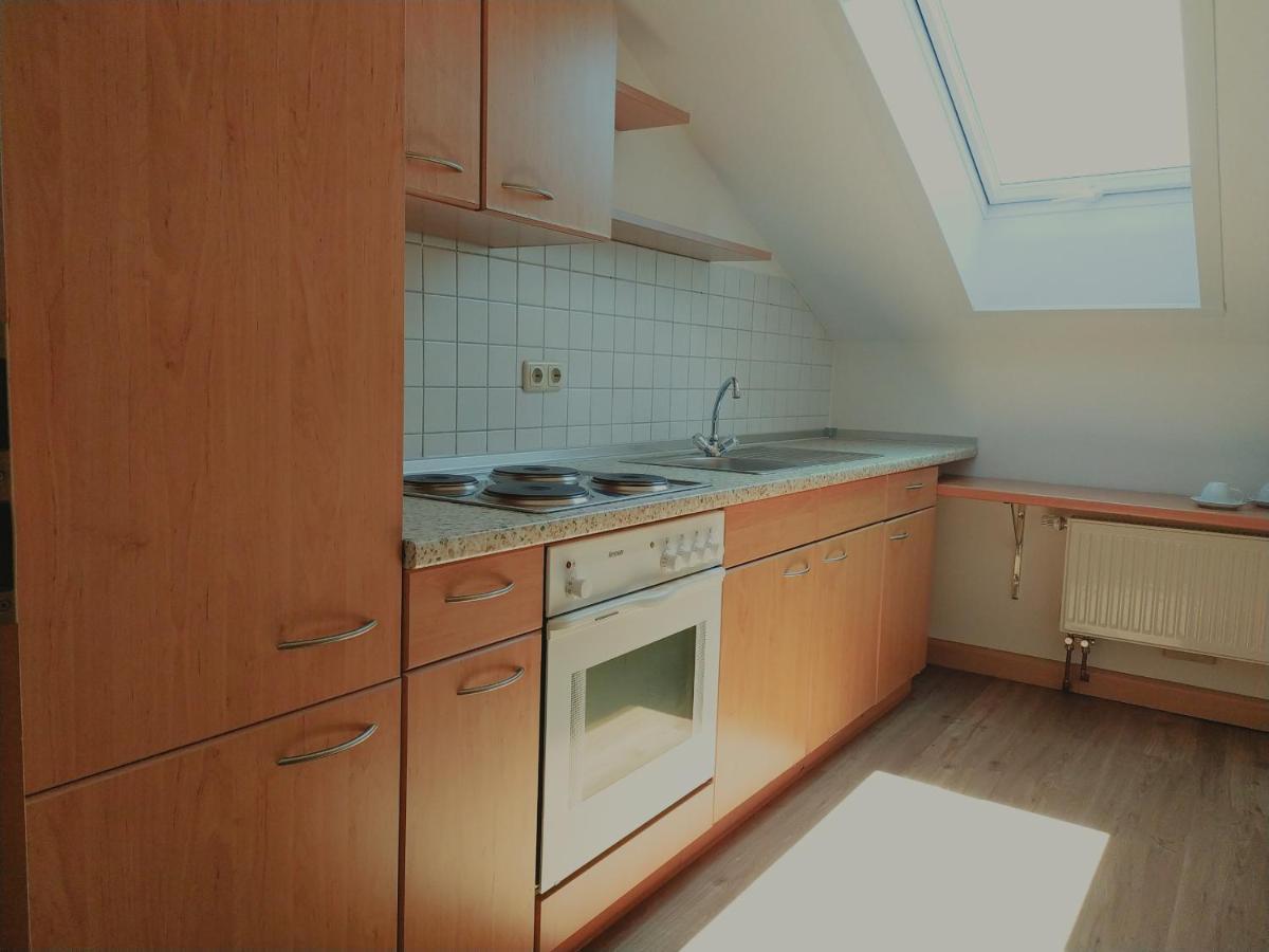 Dorfschaenke Deggendorf Hotel & Apartmenthaus Quarto foto